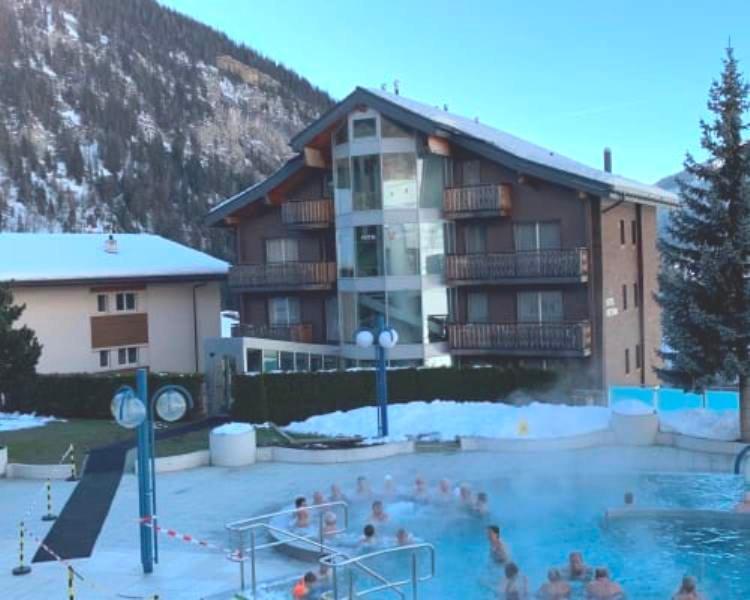 Hotel Viktoria-Leukerbad-Therme Bagian luar foto