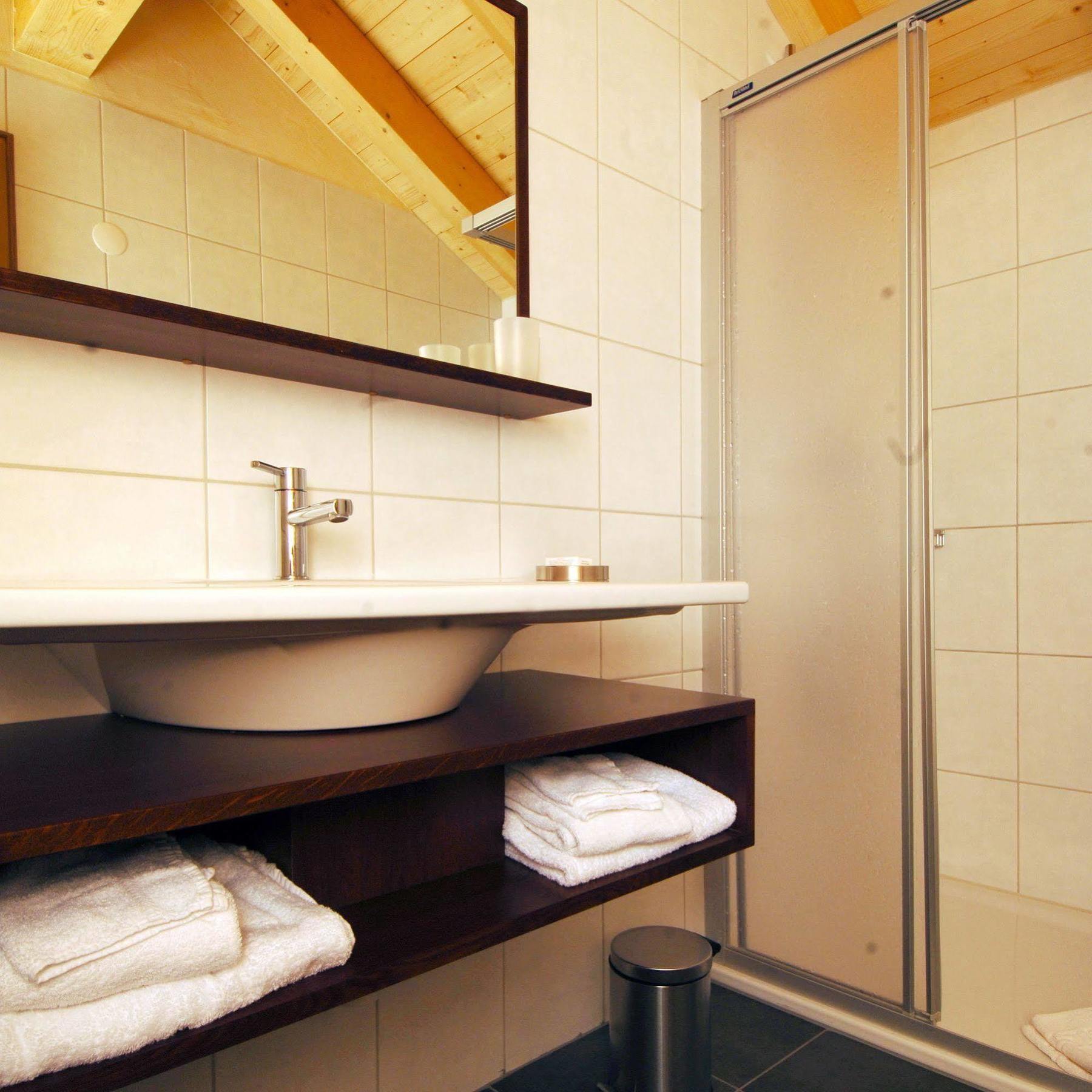 Hotel Viktoria-Leukerbad-Therme Bagian luar foto